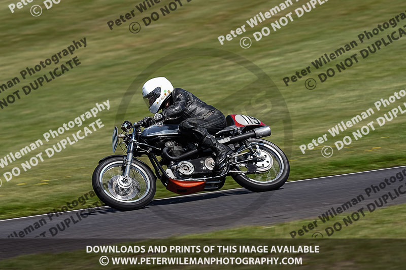 Vintage motorcycle club;eventdigitalimages;mallory park;mallory park trackday photographs;no limits trackdays;peter wileman photography;trackday digital images;trackday photos;vmcc festival 1000 bikes photographs